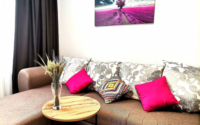 Квартира Трехкомнатная Просторная