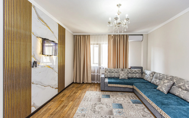 Dvukhspalny Gorodskoy Oazis v Tsentre Goroda Flat