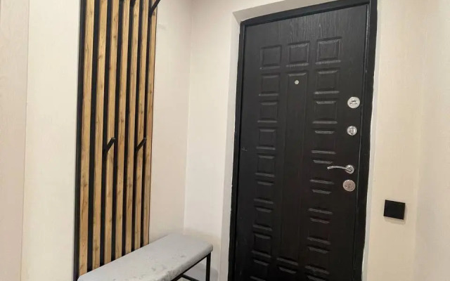 Квартира "Со свежим дизайнерским ремонтом"