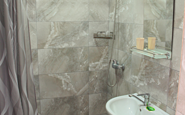 Rozovaya Laguna Guest House