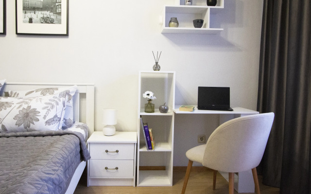 V Novogireevo Flat