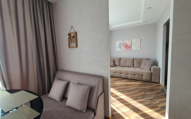 Апартаменты Живи Уютно в Высотке