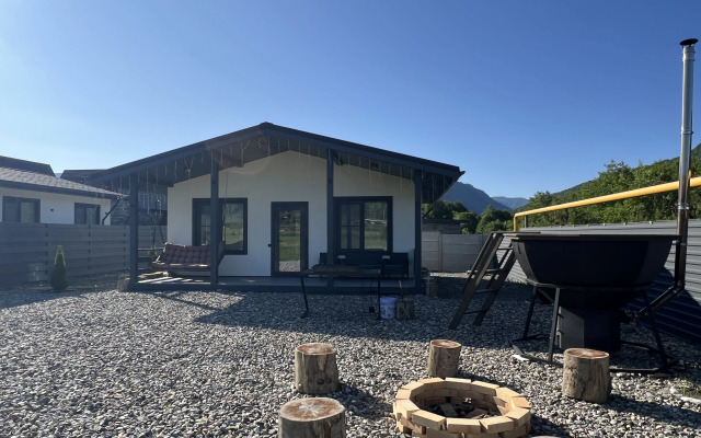 Частный Дом с Банным Чаном Хамышки