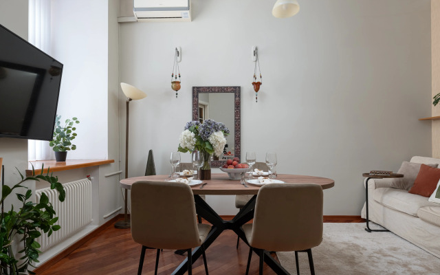Квартира GM Apartments Атмосферная четверка на Чистых прудах
