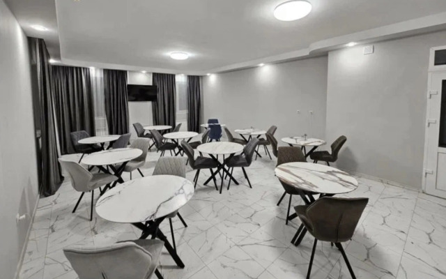 Отель Залессье