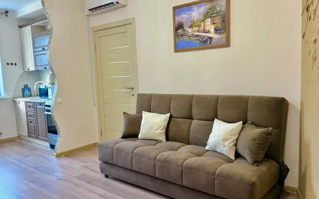 Квартира Уютная двушка-студия в доме бизнес класса