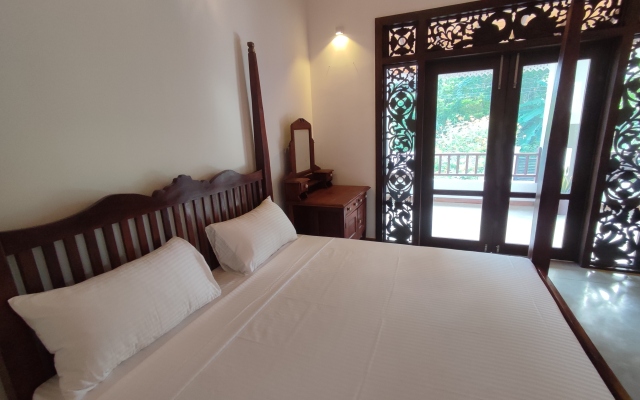 Samas Villa