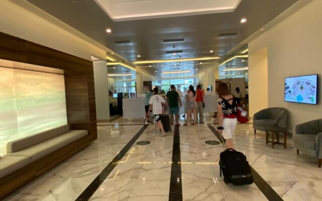 Апарт-отель Орби Сити Могели Батуми