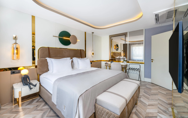 Lexia Hotels