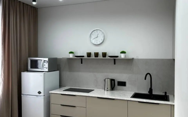 Квартира Уютная Стильная Eвро-Двушка в 15 Минутах от Центра