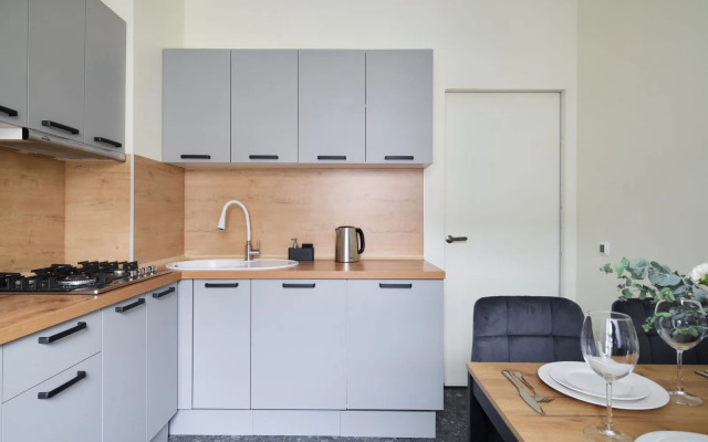 Dvukhkomnatnaya V Tsentre Sankt-Peterburga Dlya 8 Gostey Flat