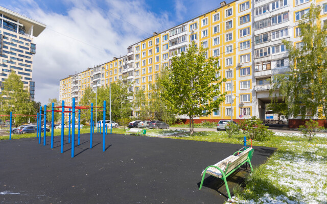 V Yasenevo Flat