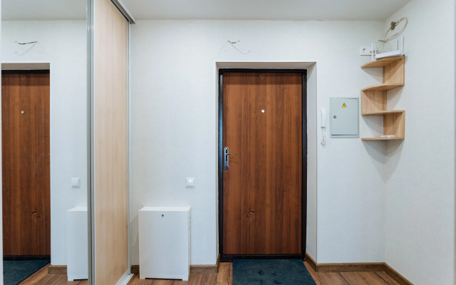 Uyutnaya S Dizaynerskim Remontom V Novom Dome Flat