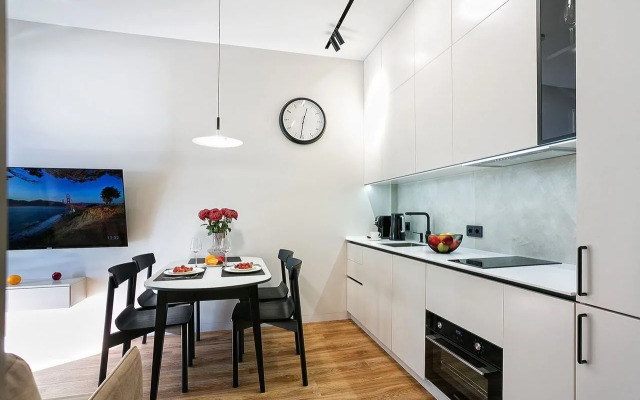 Na Ulitse Drazhinskogo 48 Flat