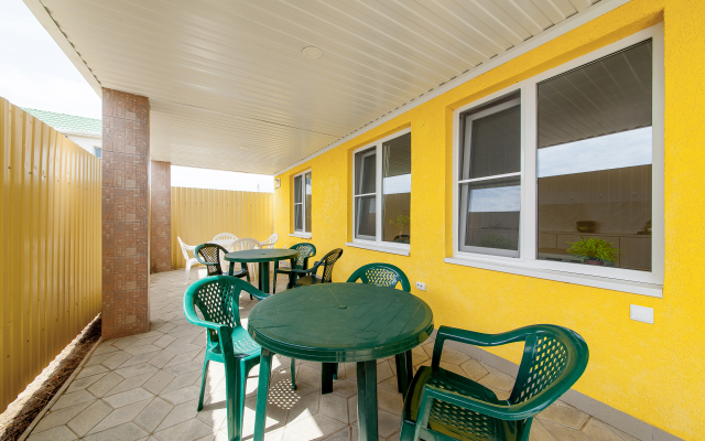 Aura Guest House