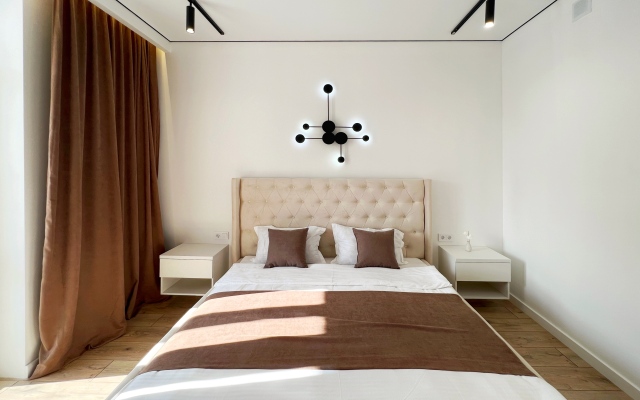 Alma-Ata Pyat Apartov Business-class ryadom TRC MEGA Luchshaya lokatsia Apartments