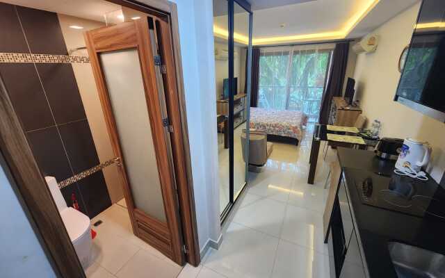 Club Royal Wongamat Apartments