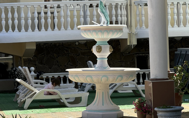 LiDiAnna Guest House