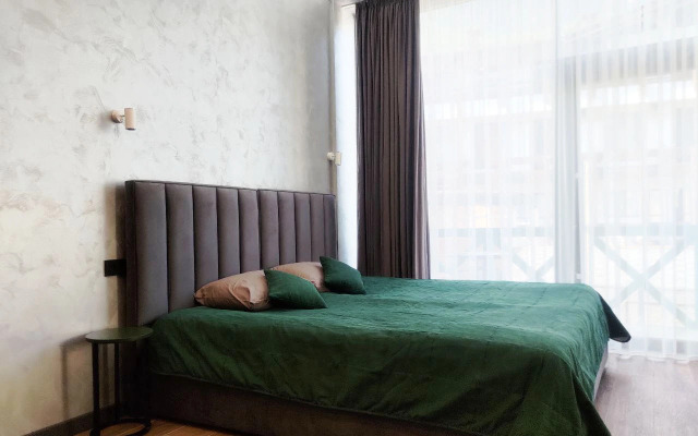 Апартаменты Студия с Панорамным Видом на Защитников Кавказа 114