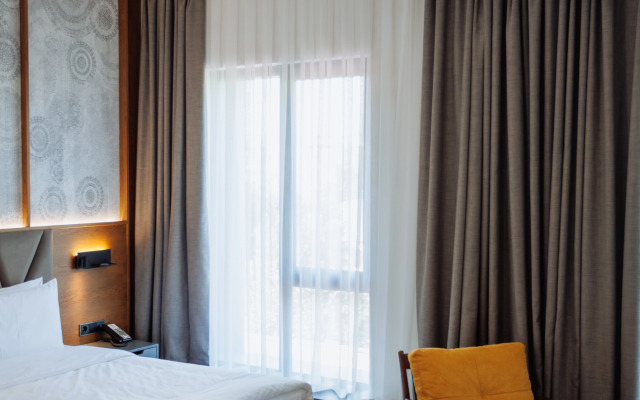 Aurum Garden Hotel