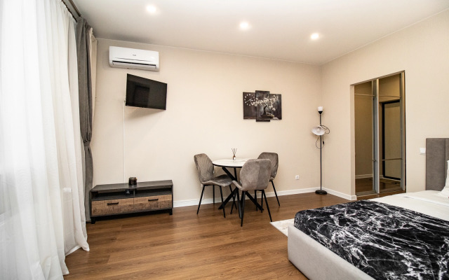 Uyut Flat