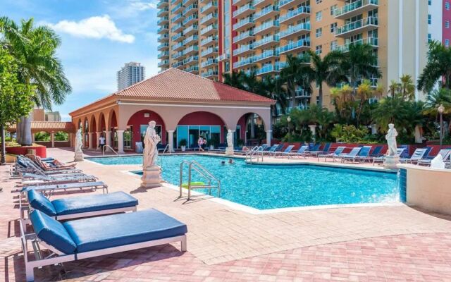 Intracoastal Yacht Club Apart-Hotel