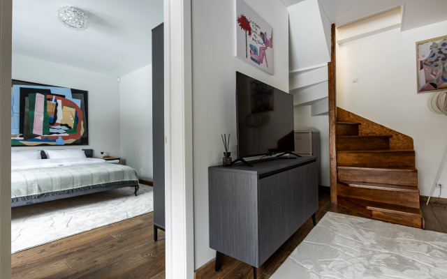 Sherl Private house