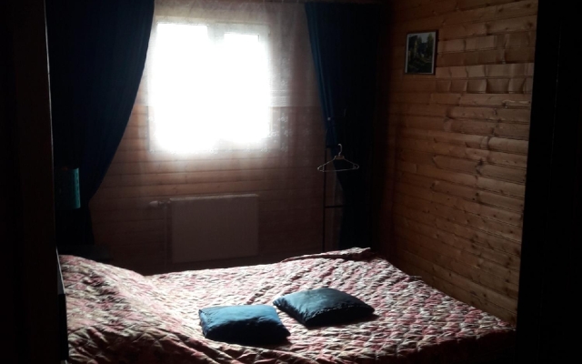 Medvezhiy Ugol Guest House