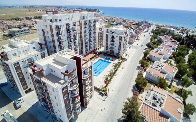 Sea Life Apartments Longbeach Cyprus