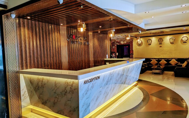 Fortune Karama Hotel