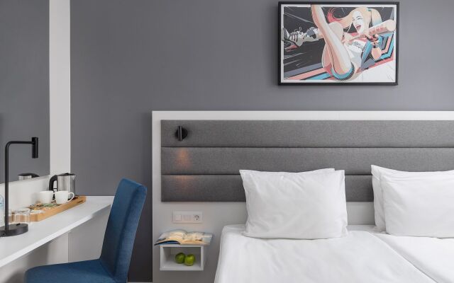 1 Art Hotel
