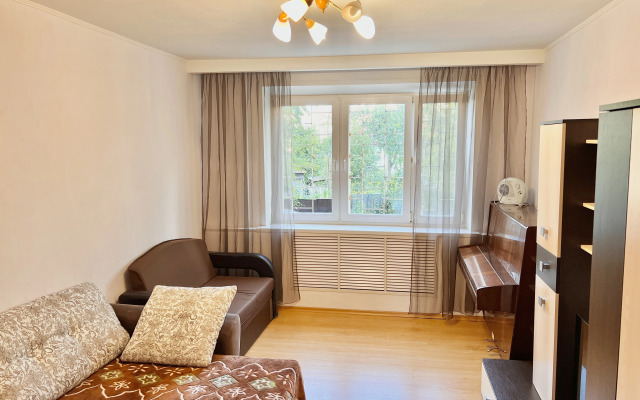 Na Dekabristov Flat