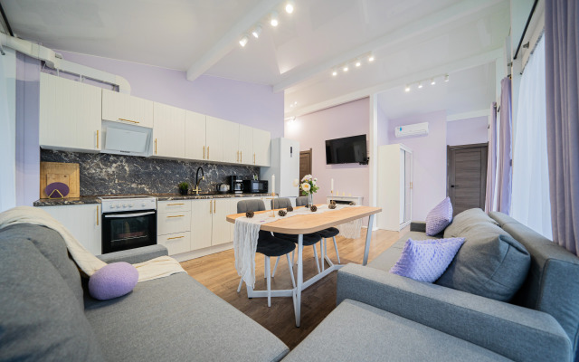 Частный дом Вилла Лаванда с камином у озера