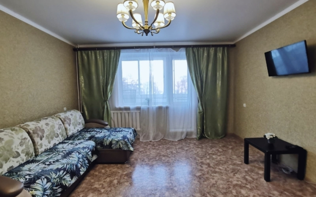 Na Oktyabryskom 6/2 Flat