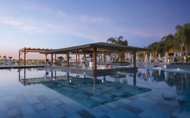 Mylome Luxury Hotel & Resort