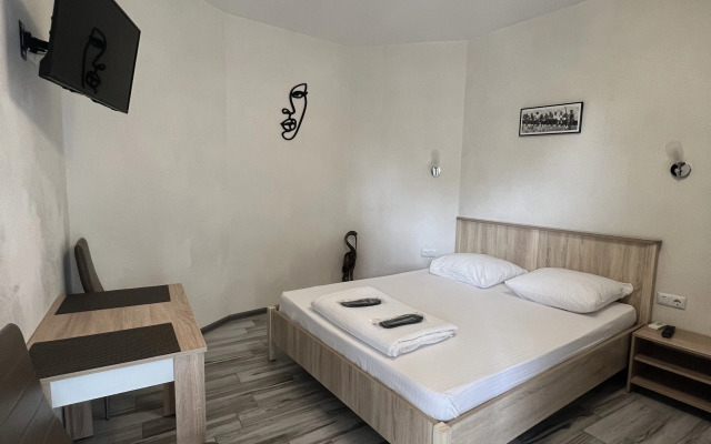 Ostrovok Ekonom Apartments