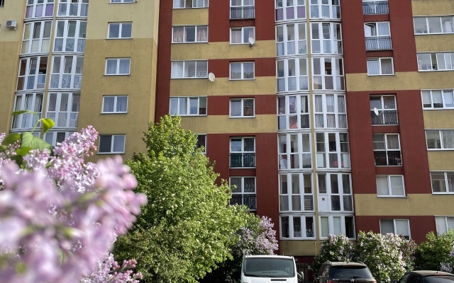 Na Mayskoy Flat