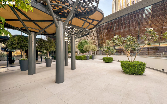 Bnbme Grande Signature Residences 3 BDR Maids Apartments