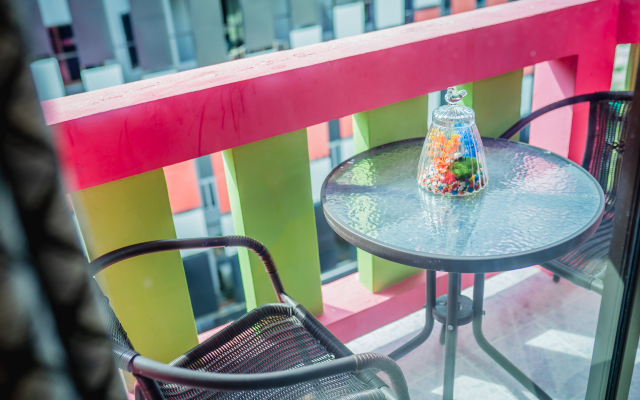 Menulis Coolly House Patong Guest House