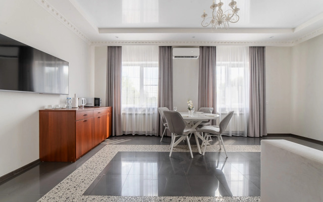 Na Ulitse Kommuny 2 Apartments