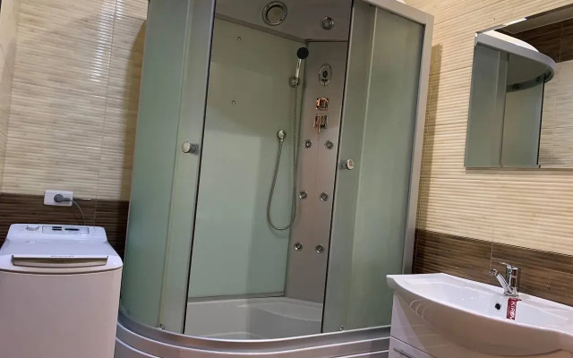 Квартира Евродвушка у ТЦ Макси