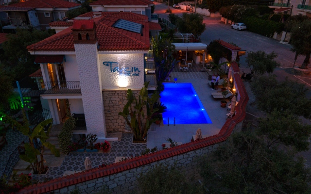 Tarcin Alacati Otel - Adults Only