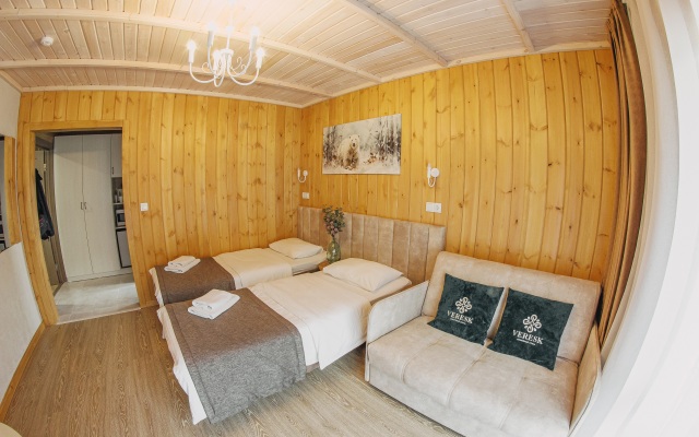 Veresk Altai Hotel