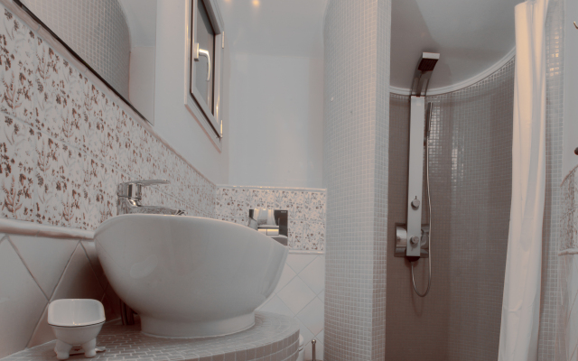 Toroni Luxury Villas - White Villa