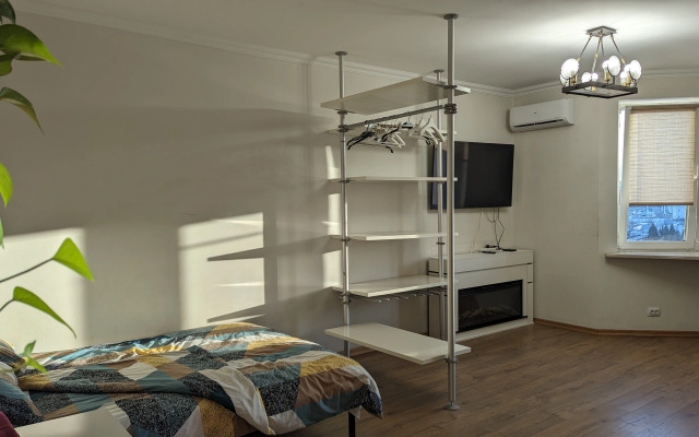 Апартаменты Студия с камином, деревом и видом на реку