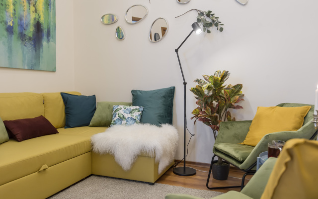 Квартира GM Apartments Стильная Трехкомнатная на Бульварном кольце