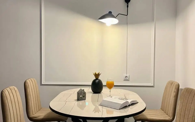 Na Deputatskoy 15 Flat