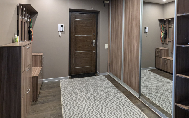 Апартаменты 2х-комнатная квартира в шаге от Верхнего озера