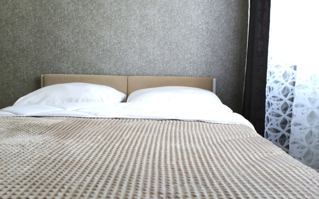 Апартаменты Apato Уютная студия с видом на город и горы