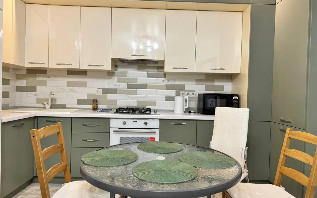 U Reki na Bogdanova 81 Apartments